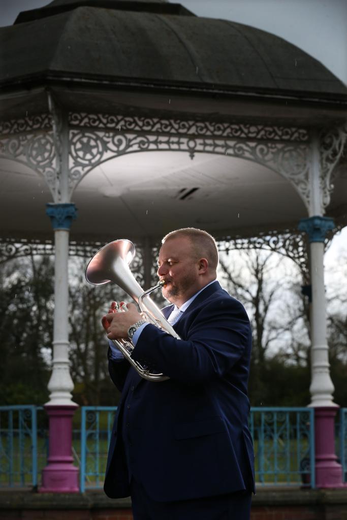 Scot Bennett Performance Artiste